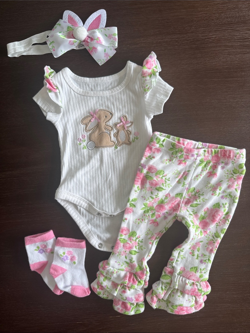 Baby Essentials White Ribbed Bunny Floral 3-Piece Matching Set - Pink & Green
